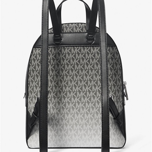 Michael Kors Jaycee Medium Ombré Signature Logo Backpack
Black
NWT - Picture 12 of 14